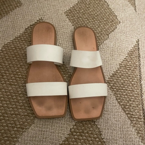 Forever 21 sandals - Picture 2 of 3